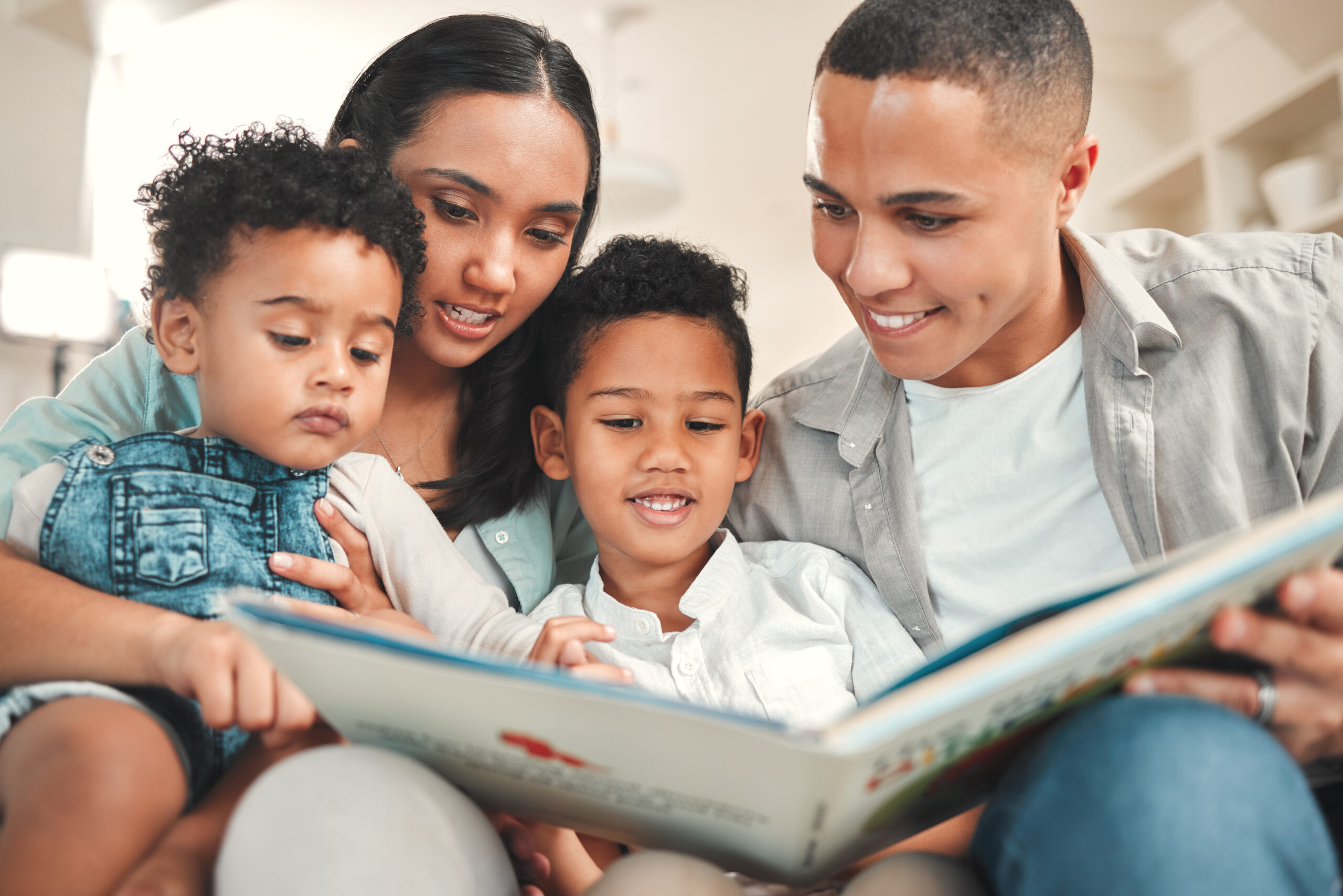 Kids reading with parents